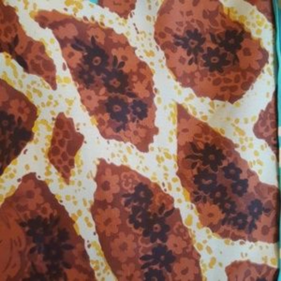 Mod Halter Dress - Picture 4 of 4